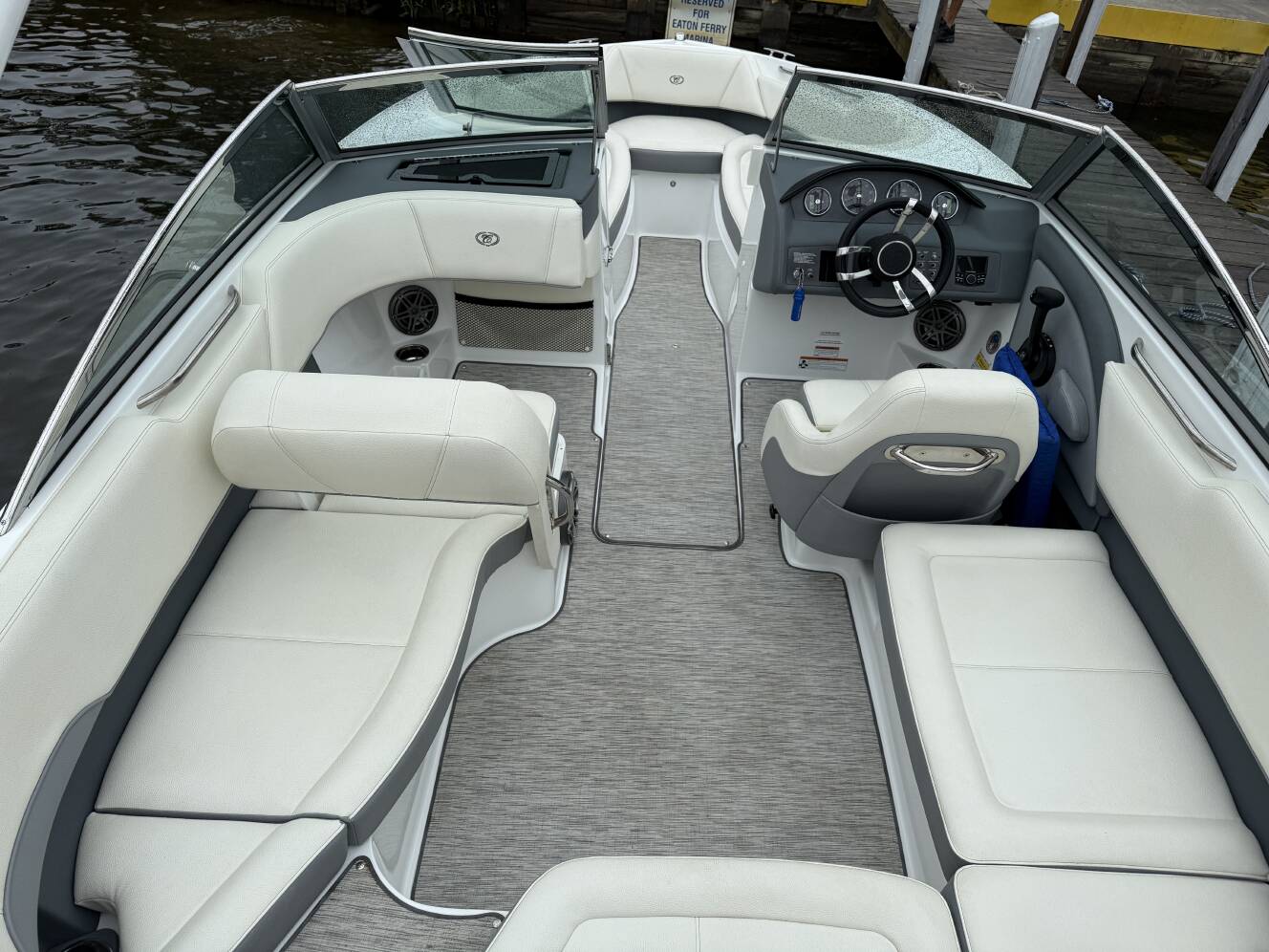 A photo of this 2021 Cobalt 220S