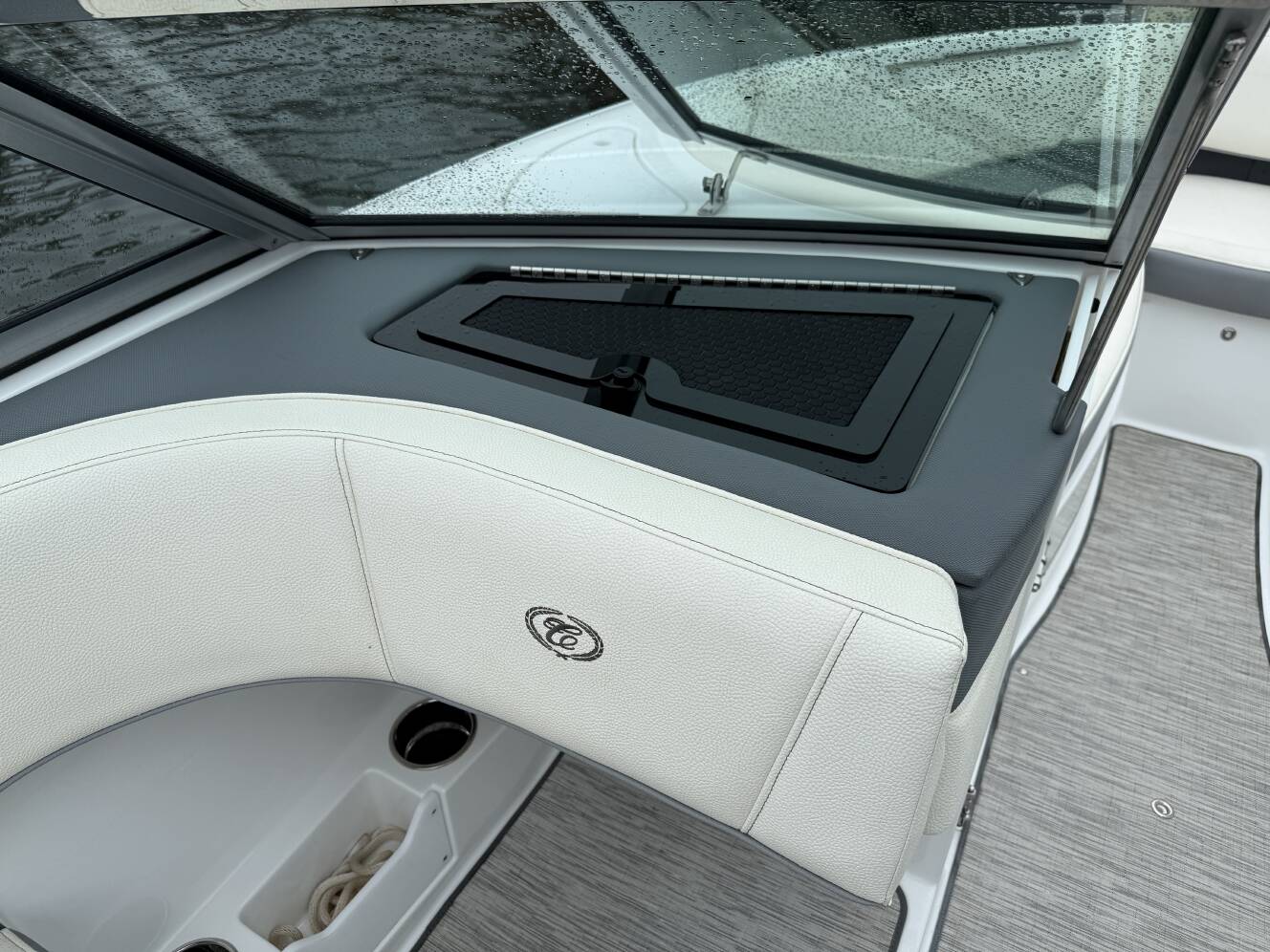 A photo of this 2021 Cobalt 220S
