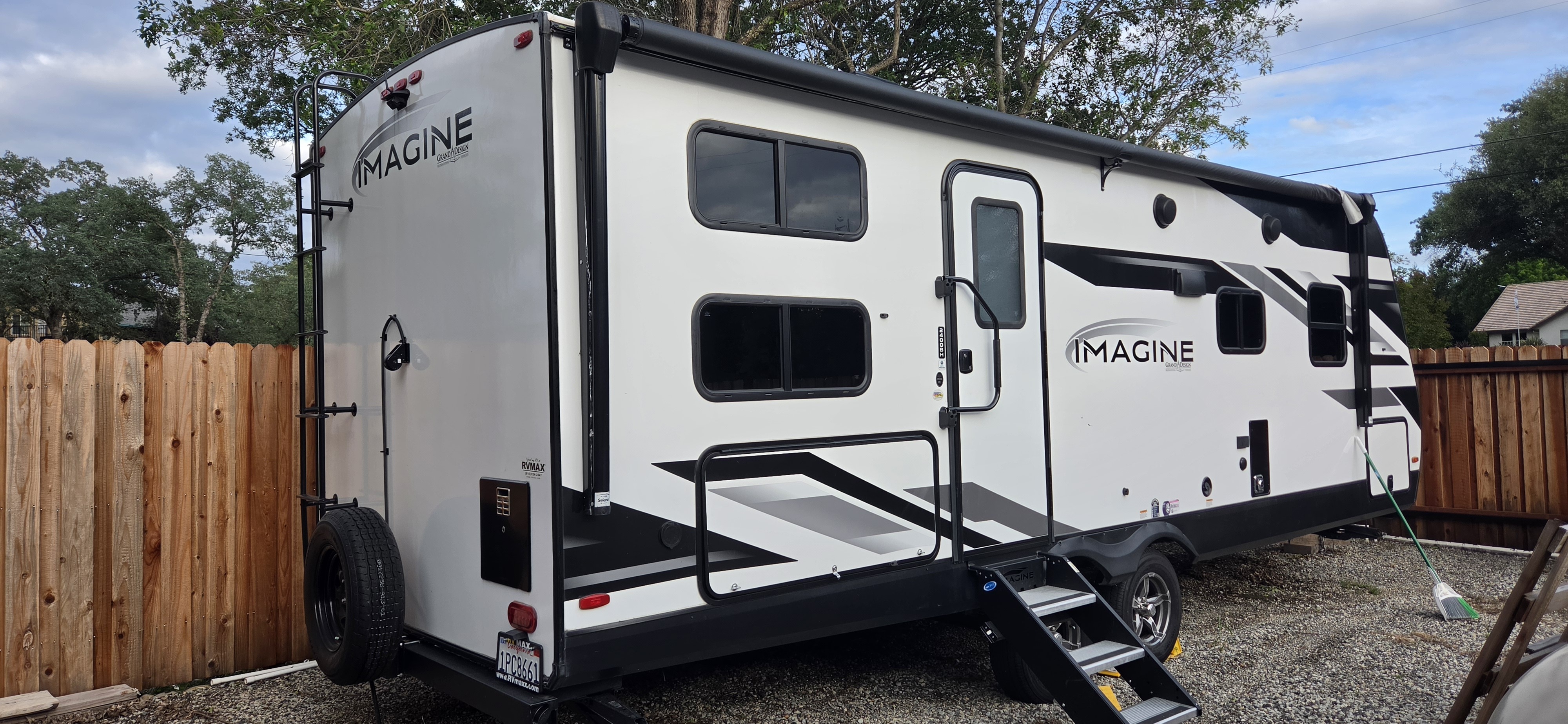 2023 Grand Design IMAGINE 2400BH in loomis CA