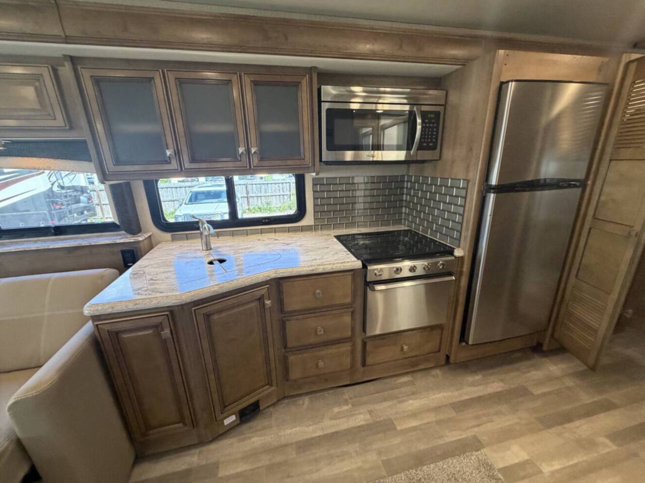 A photo of this 2020 Fleetwood FLAIR 35R