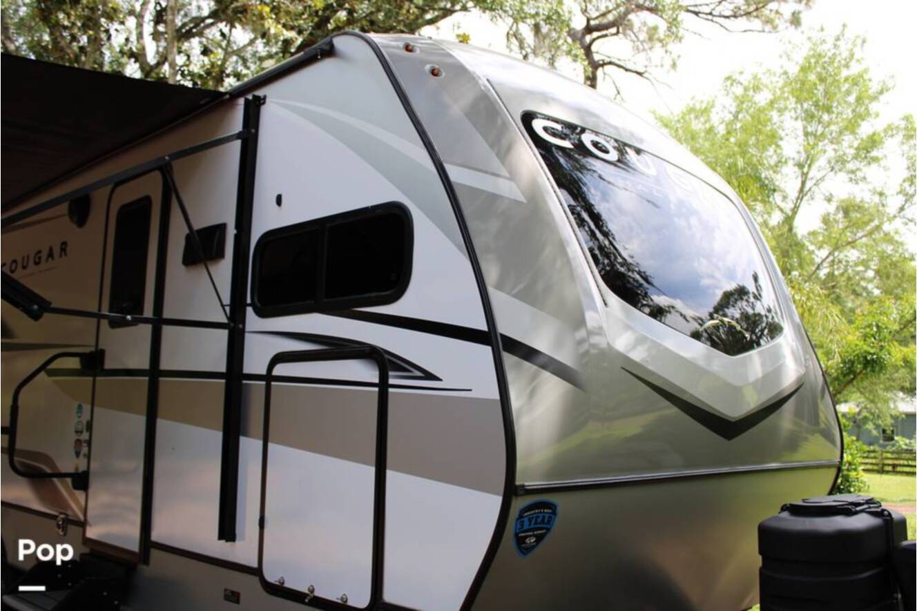 A photo of this 2025 Keystone Cougar 25FKDWE