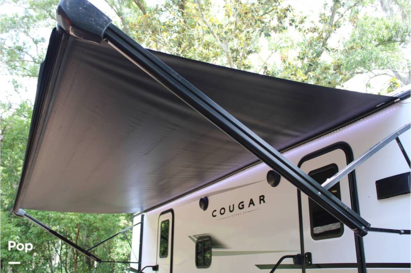 A photo of this 2025 Keystone Cougar 25FKDWE