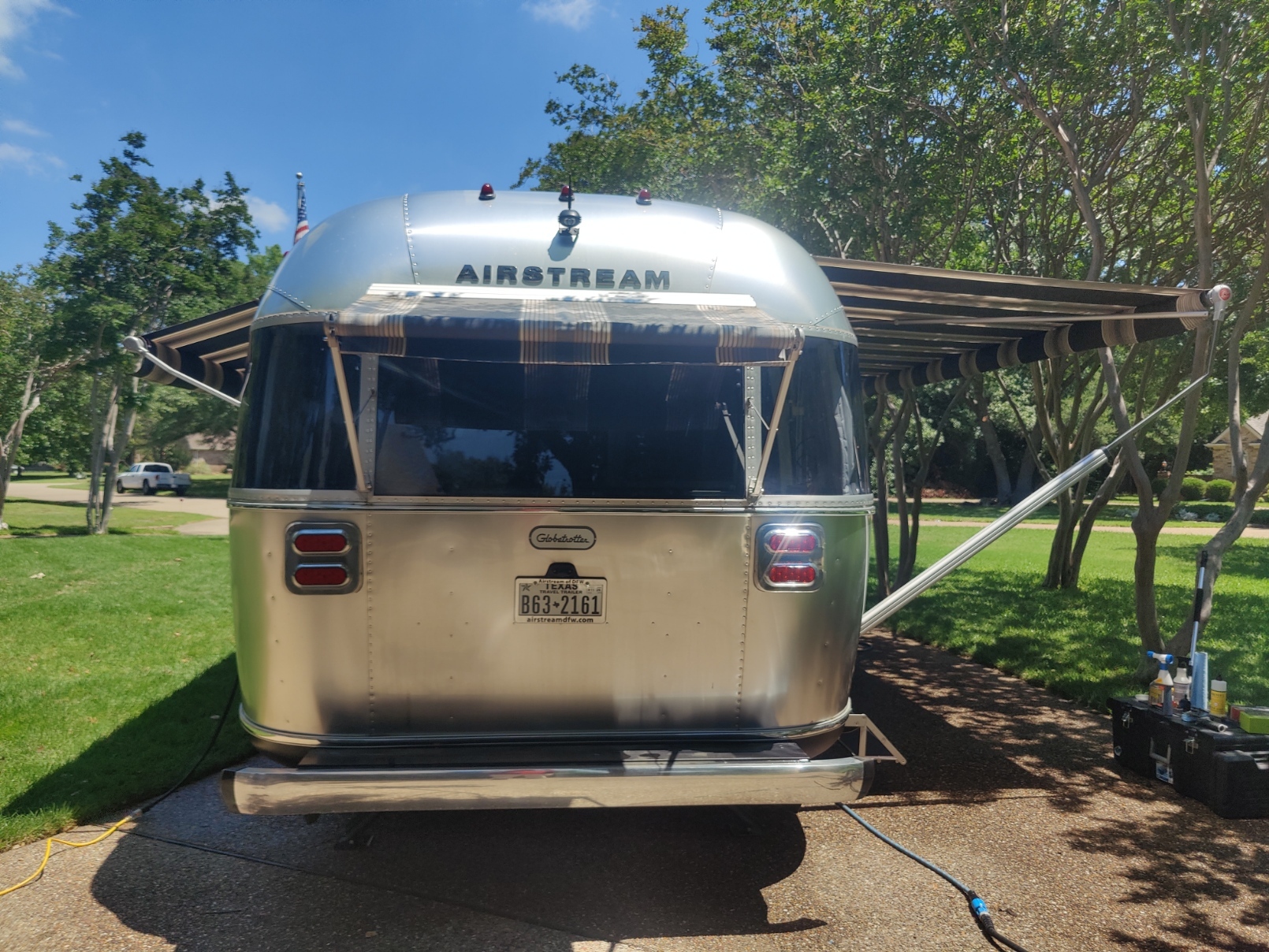 2023 Airstream GLOBETROTTER 25FBQ in parker TX