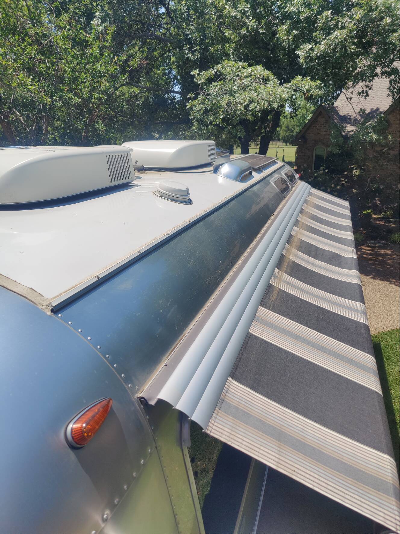 A photo of this 2023 Airstream GLOBETROTTER 25FBQ