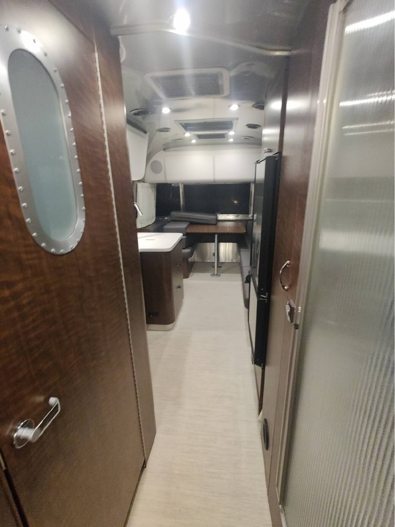 A photo of this 2023 Airstream GLOBETROTTER 25FBQ