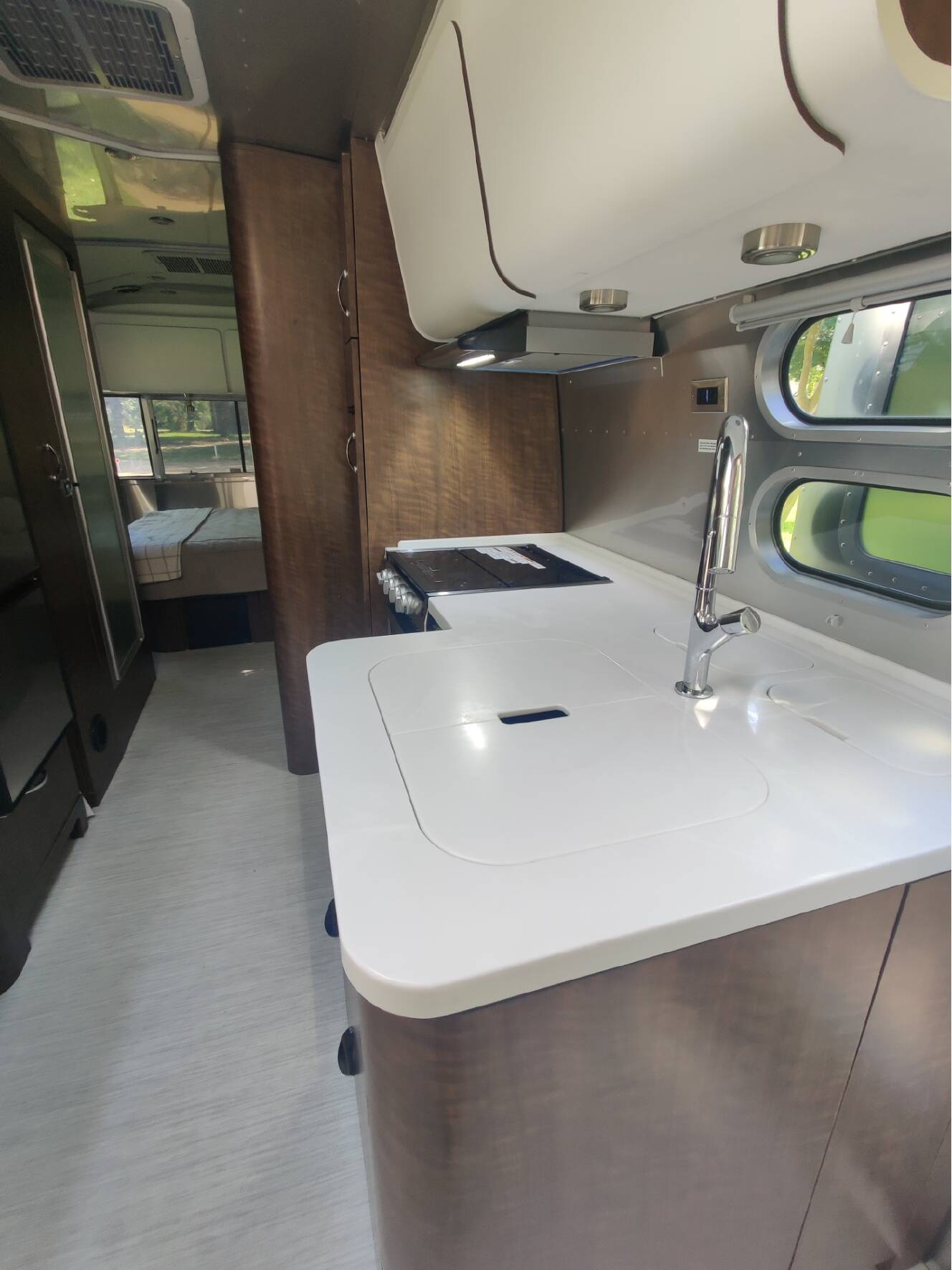A photo of this 2023 Airstream GLOBETROTTER 25FBQ