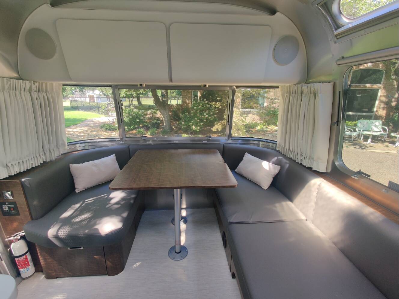 A photo of this 2023 Airstream GLOBETROTTER 25FBQ