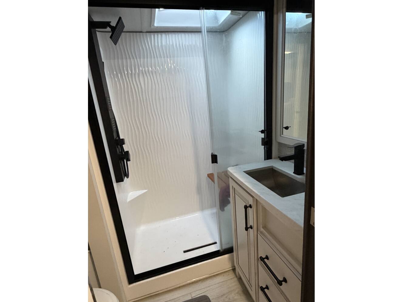 A photo of this 2025 Keystone MONTANA 3941FO