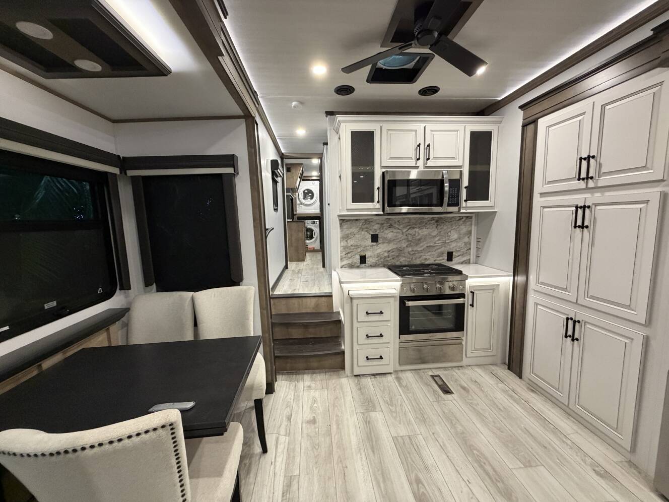 A photo of this 2025 Keystone MONTANA 3941FO