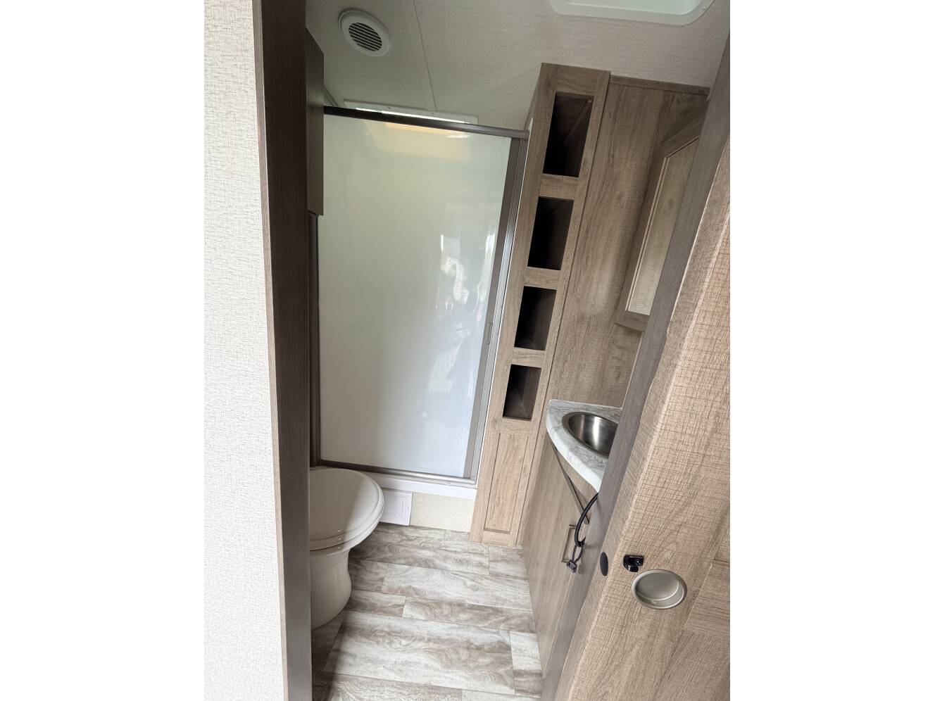 A photo of this 2022 Grand Design IMAGINE 2970RL