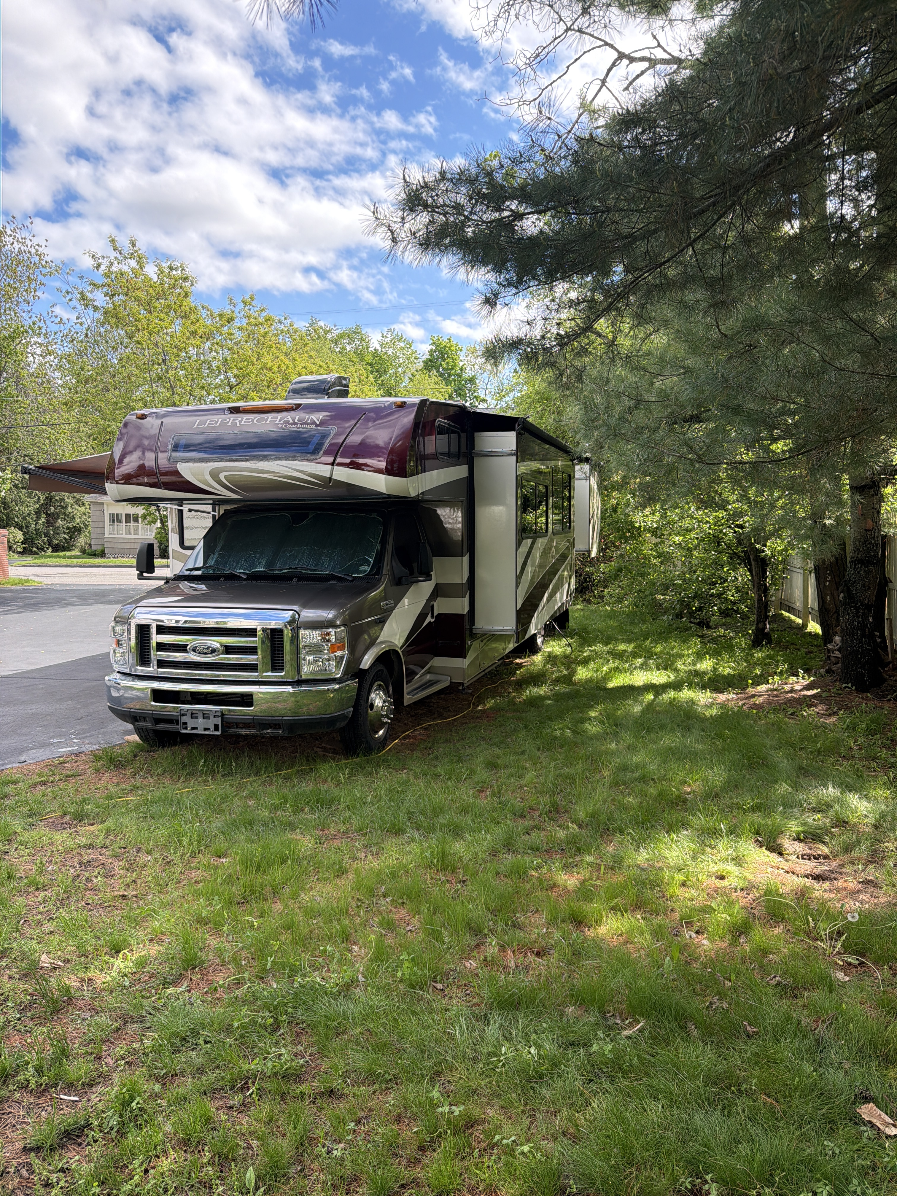 2019 Coachmen LEPRECHAUN 319MB FORD in saco ME