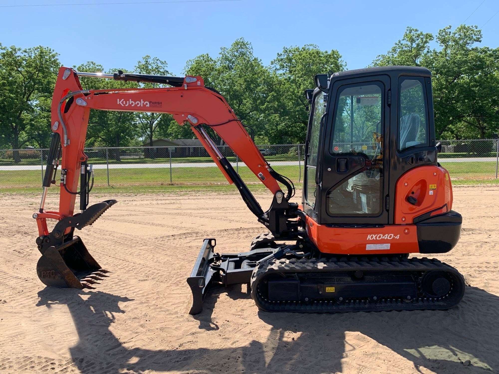 2021 KUBOTA KX-040 in Rolling Meadows, IL