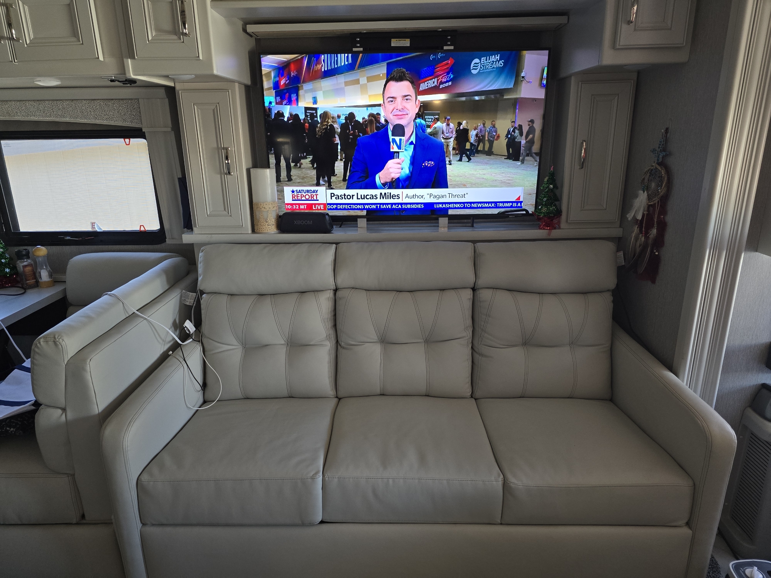 2022 Fleetwood DISCOVERY 38W in yakima WA