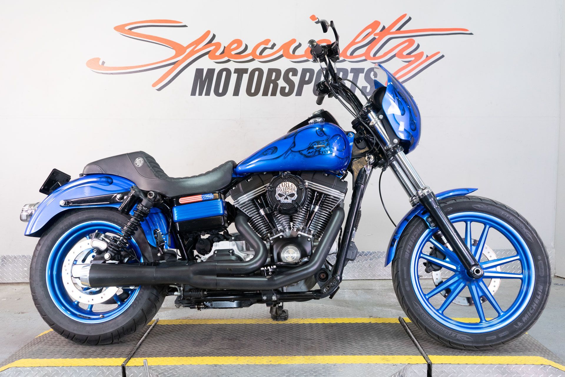 2009 Harley-Davidson Dyna® Super Glide® Custom DYNA CUSTOM in Sacramento, CA