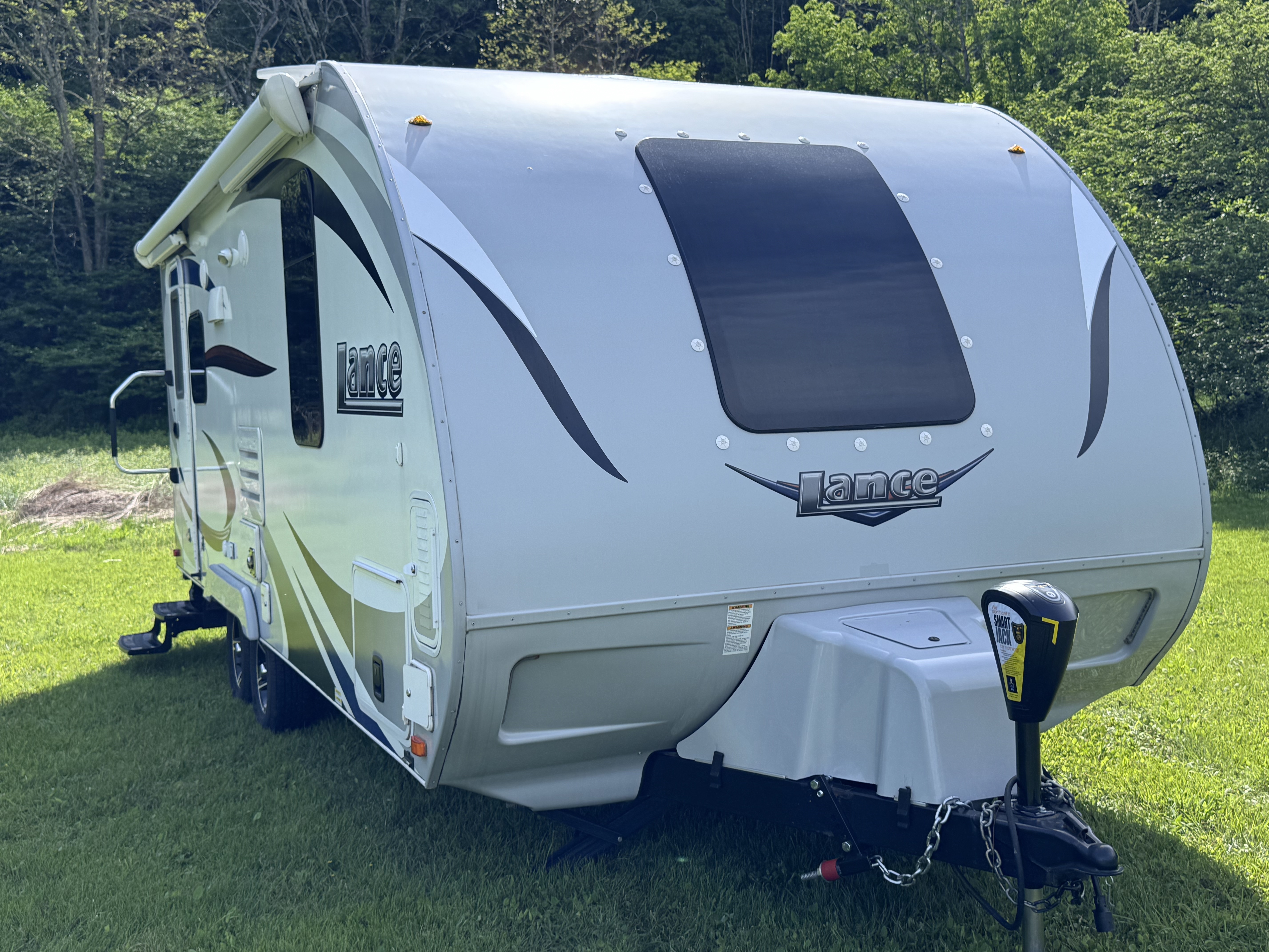 2018 Lance 1995 TRAVEL TRAILER in valley head WV