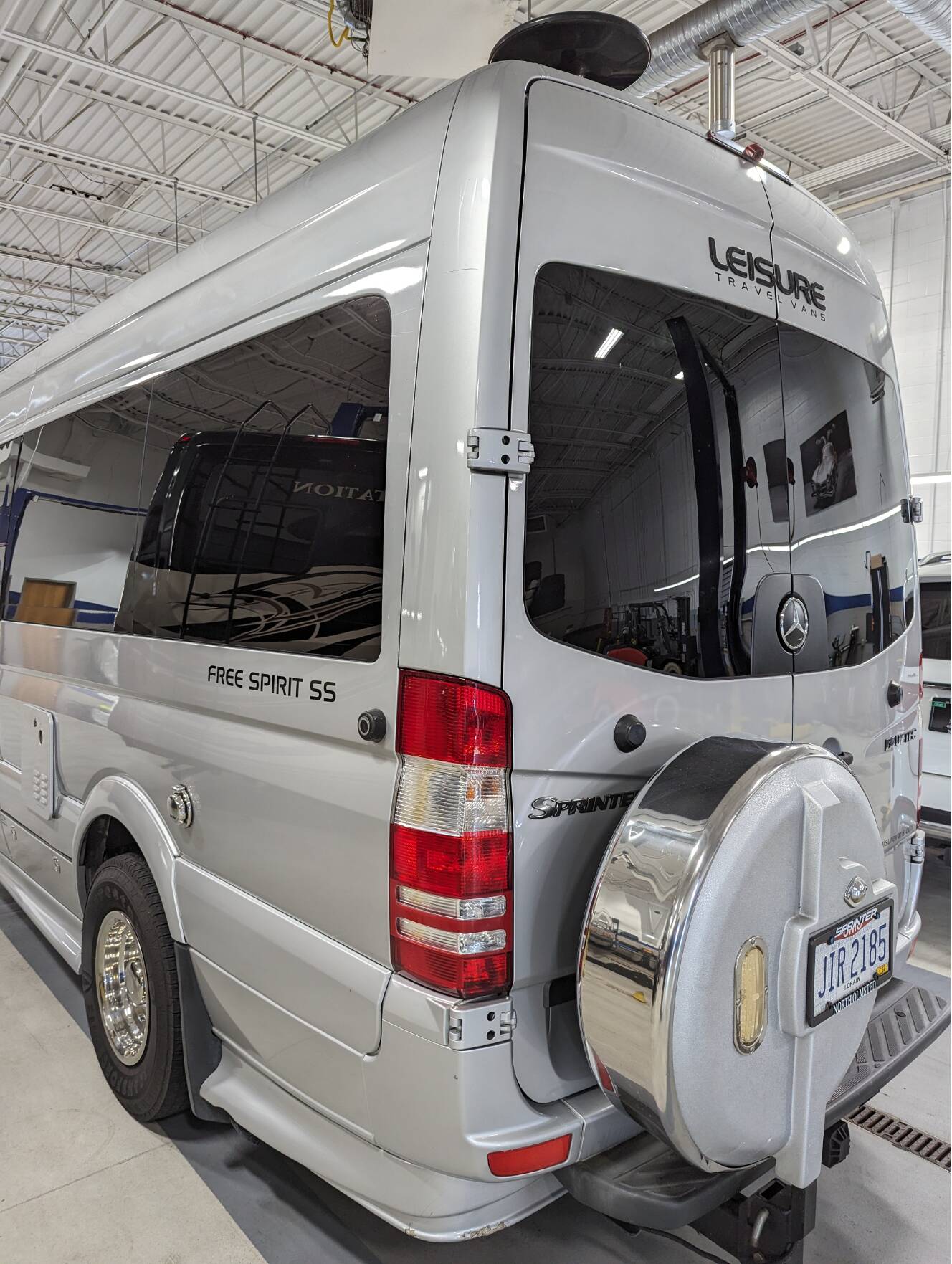 A photo of this 2013 Leisure Travel FREE SPIRIT SS