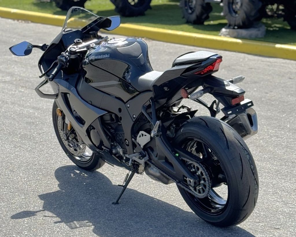 Gray Kawasaki Ninja ZX-10R Abs Motorcycles Under $5000 For Sale