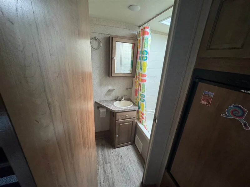 2018 FOREST RIVER ROCKWOOD MINI LITE 1905