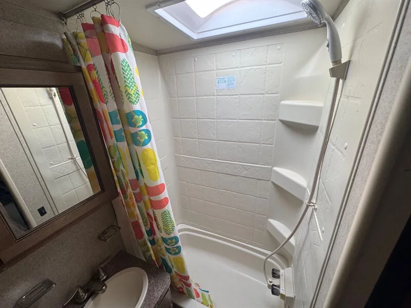 2018 FOREST RIVER ROCKWOOD MINI LITE 1905