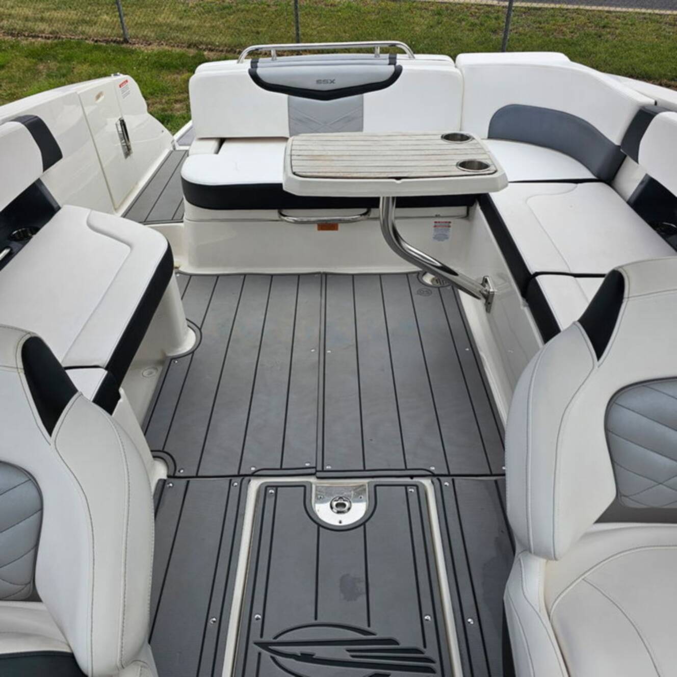 A photo of this 2021 Chaparral 307 SSX