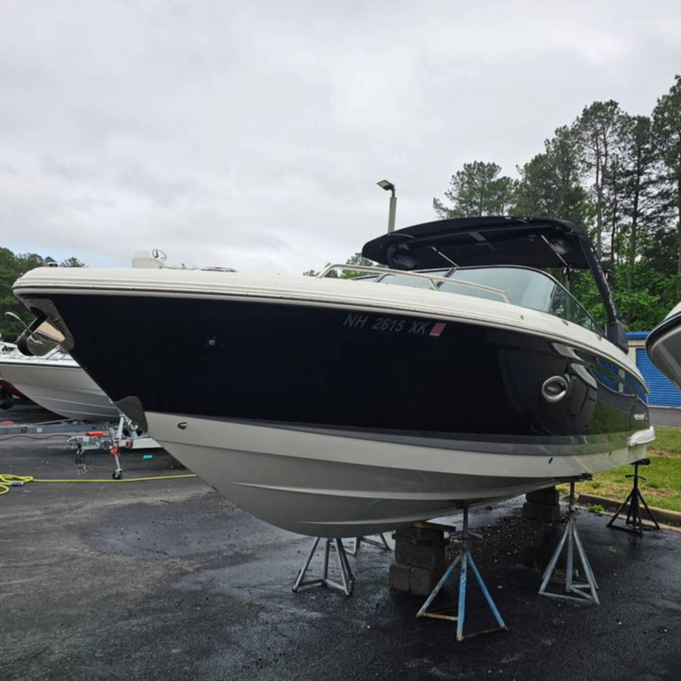 A photo of this 2021 Chaparral 307 SSX