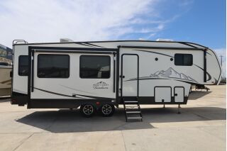 2021 EAST TO WEST TANDARA 285RL