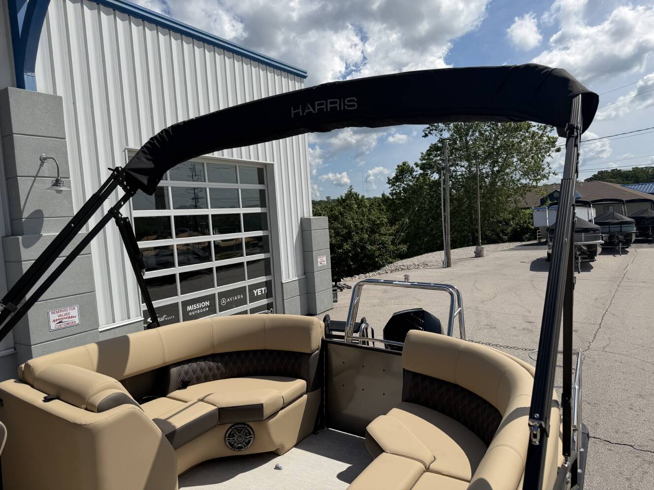 A photo of this 2025 Harris 230 Sunliner