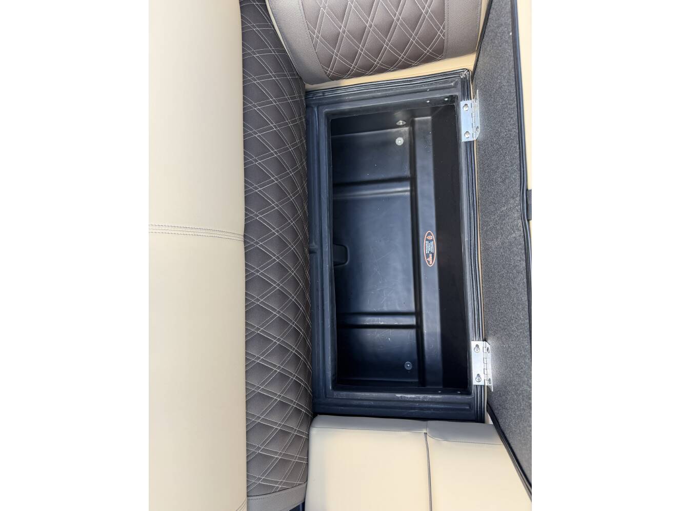 A photo of this 2025 Harris 230 Sunliner