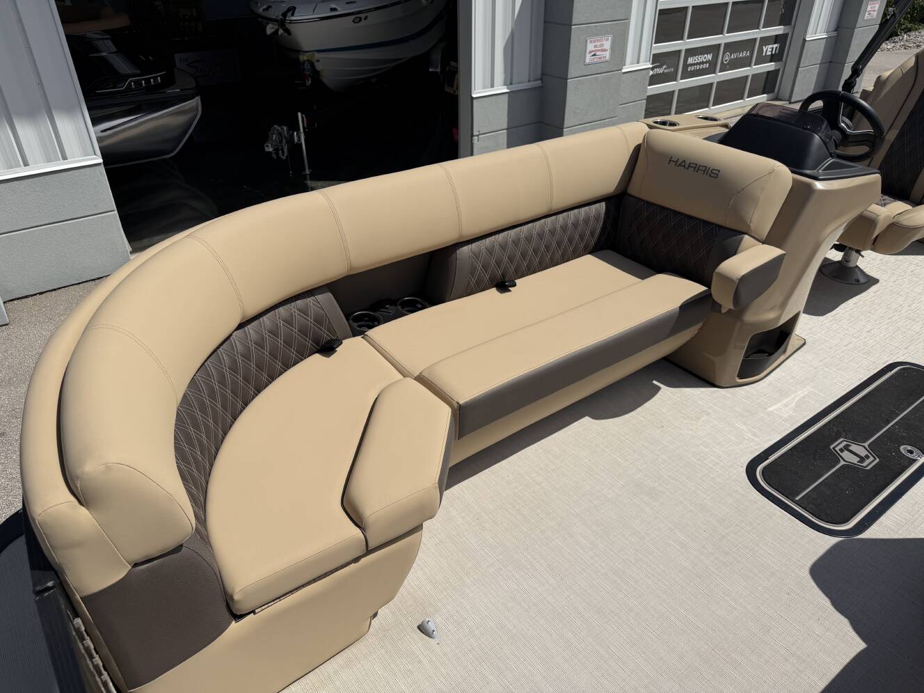 A photo of this 2025 Harris 230 Sunliner