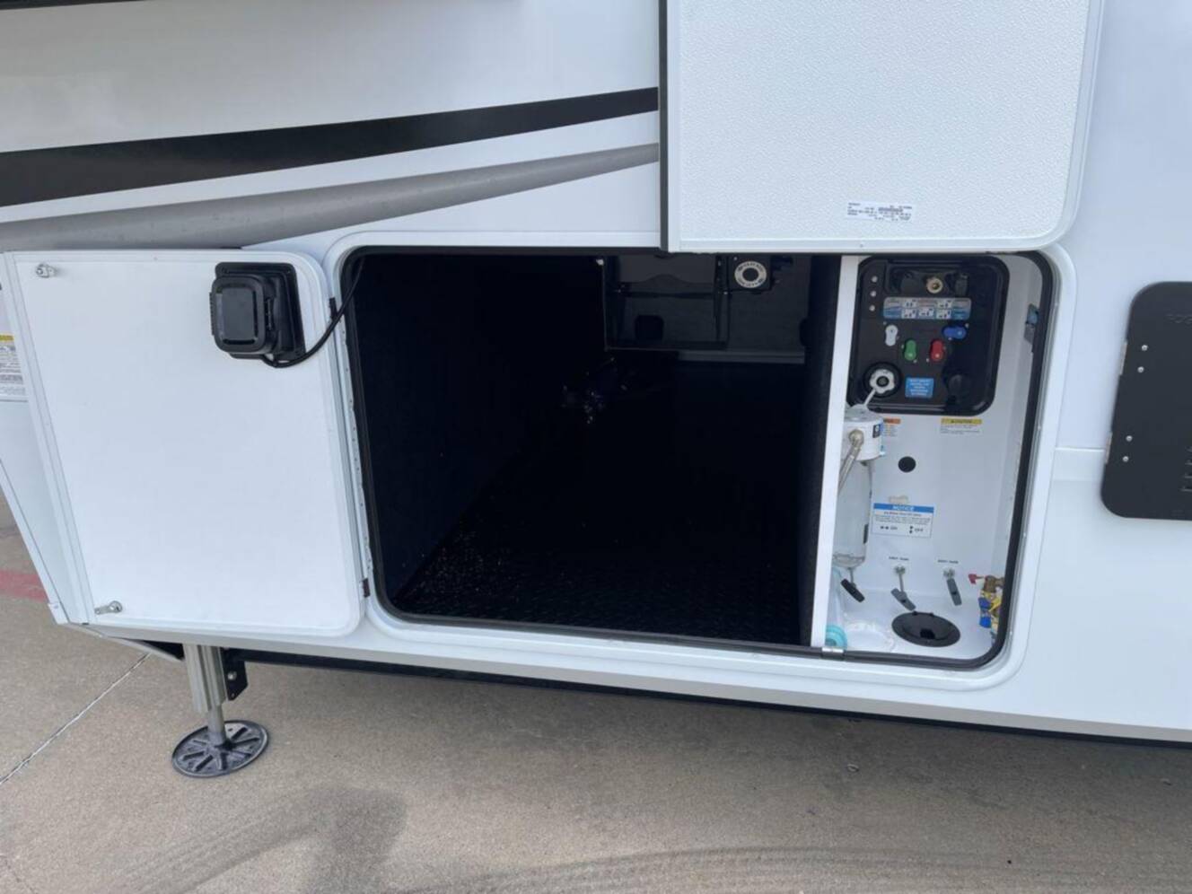 A photo of this 2026 Grand Design Solitude 414LJMJ