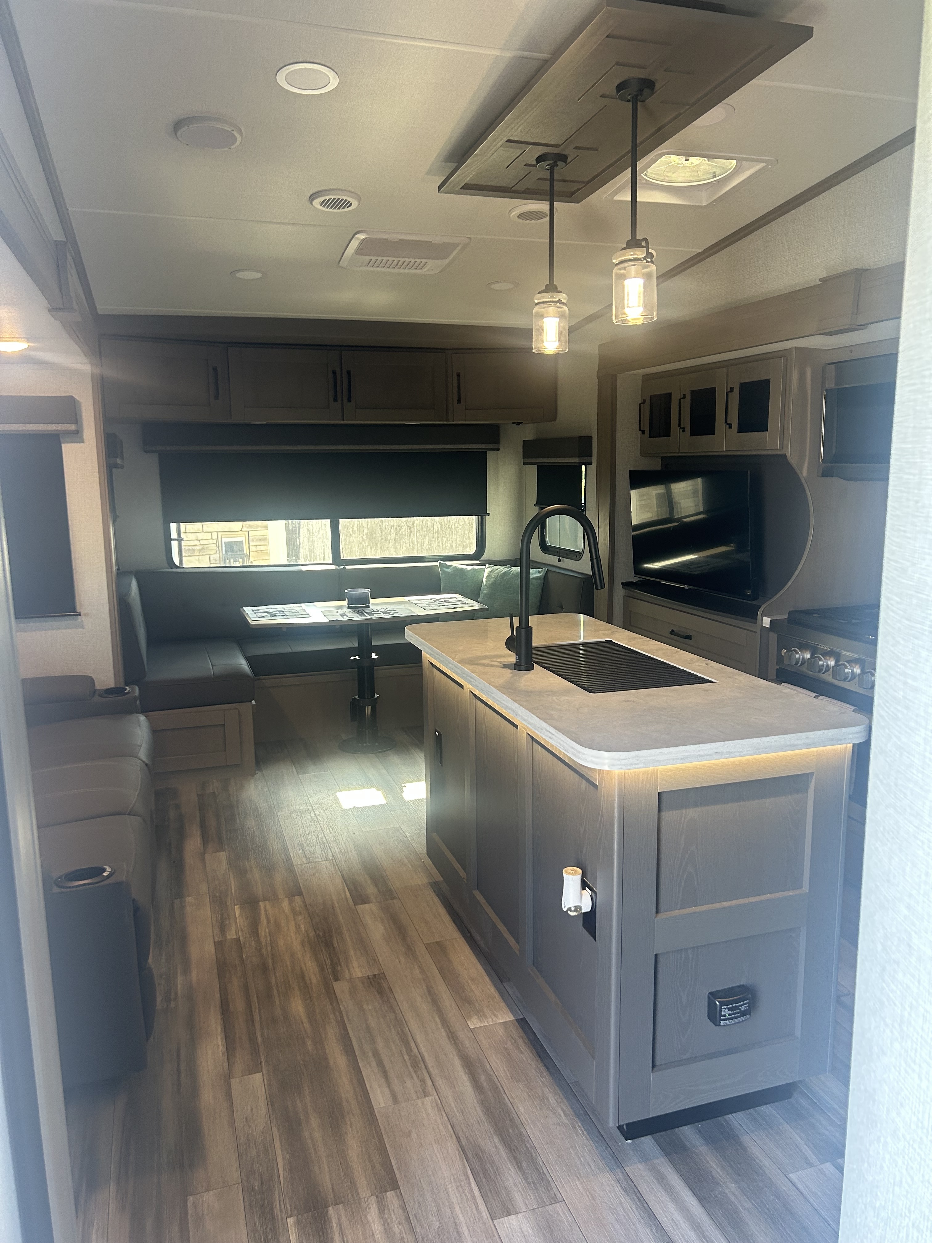2024 Grand Design REFLECTION 324MBS in grand island NY