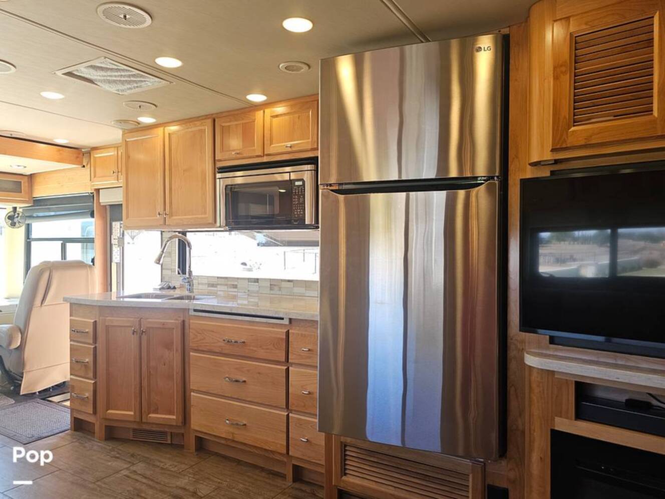 A photo of this 2021 Tiffin Allegro Open Road 36LA