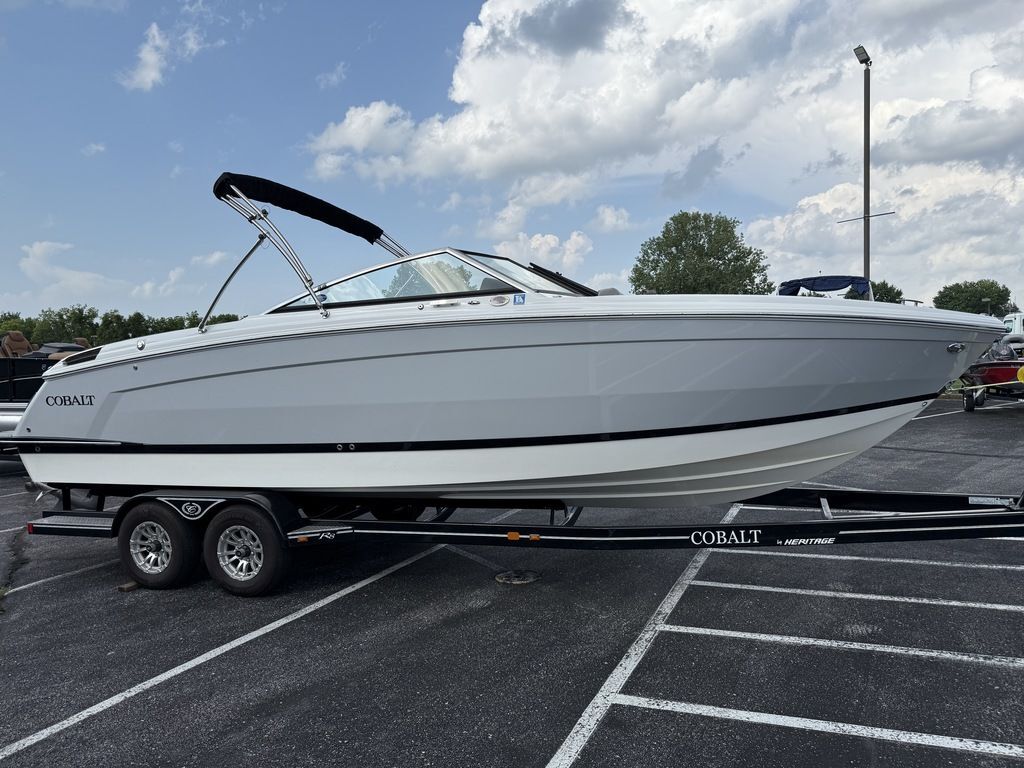 2022 Cobalt R8 in o'fallon MO