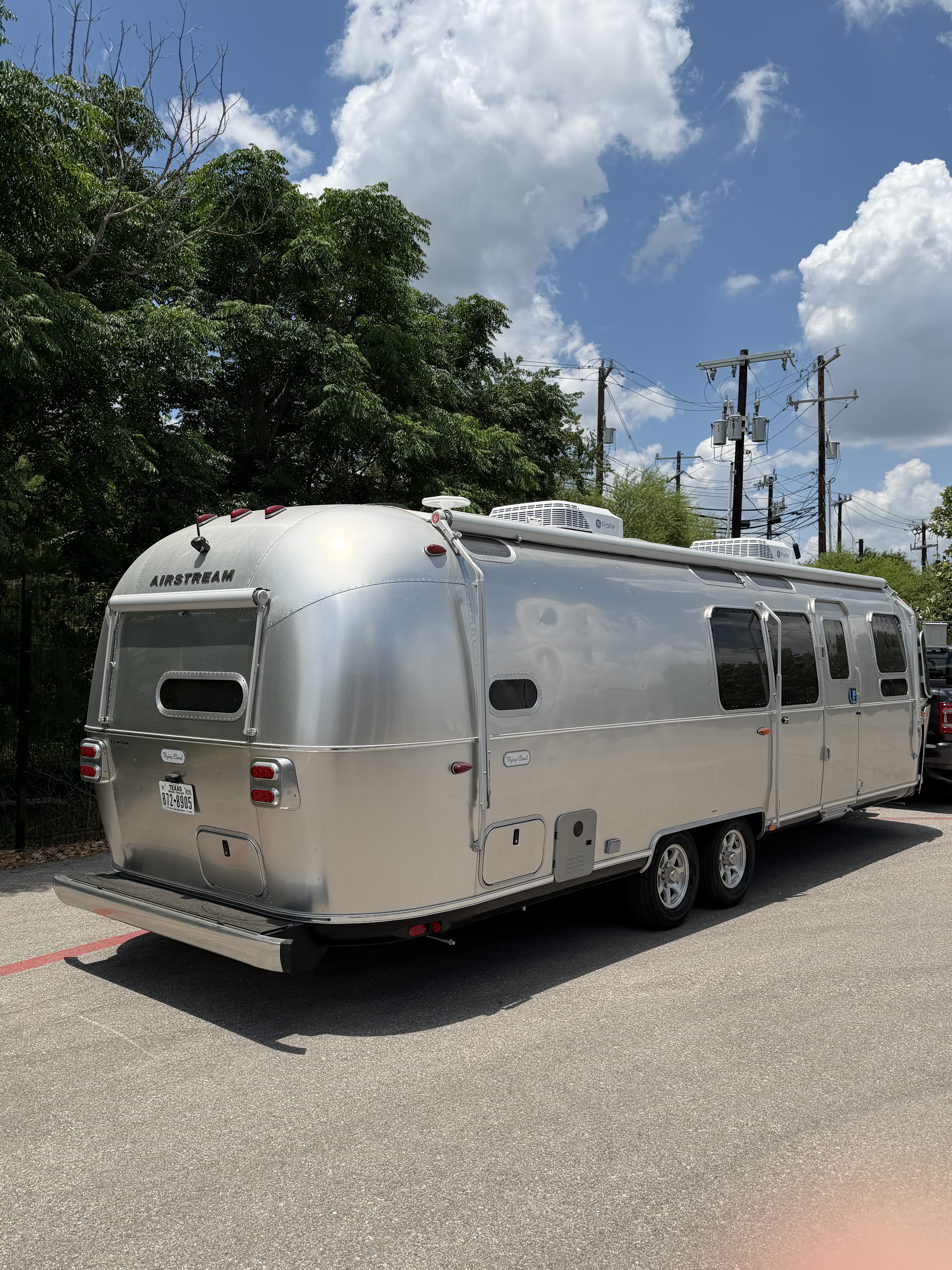 2025 Airstream FLYING CLOUD 30FBQ BUNK in san antonio TX