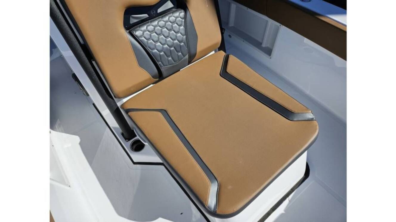 A photo of this 2024 Scarab 235 Open ID