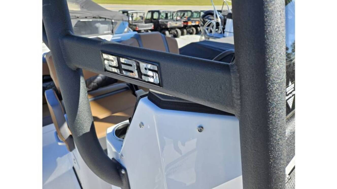 A photo of this 2024 Scarab 235 Open ID