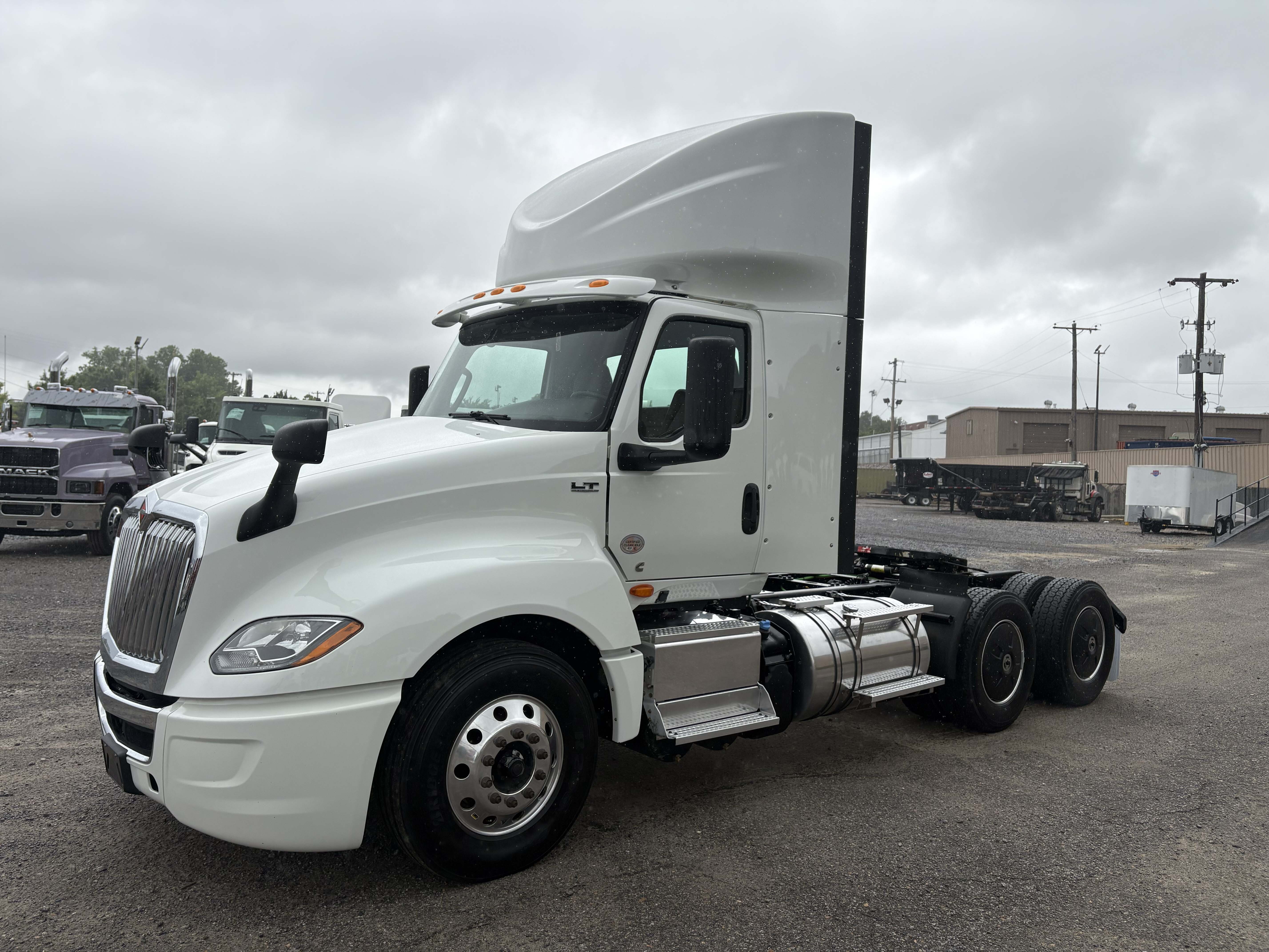 2024 INTERNATIONAL LT625 in Memphis, TN