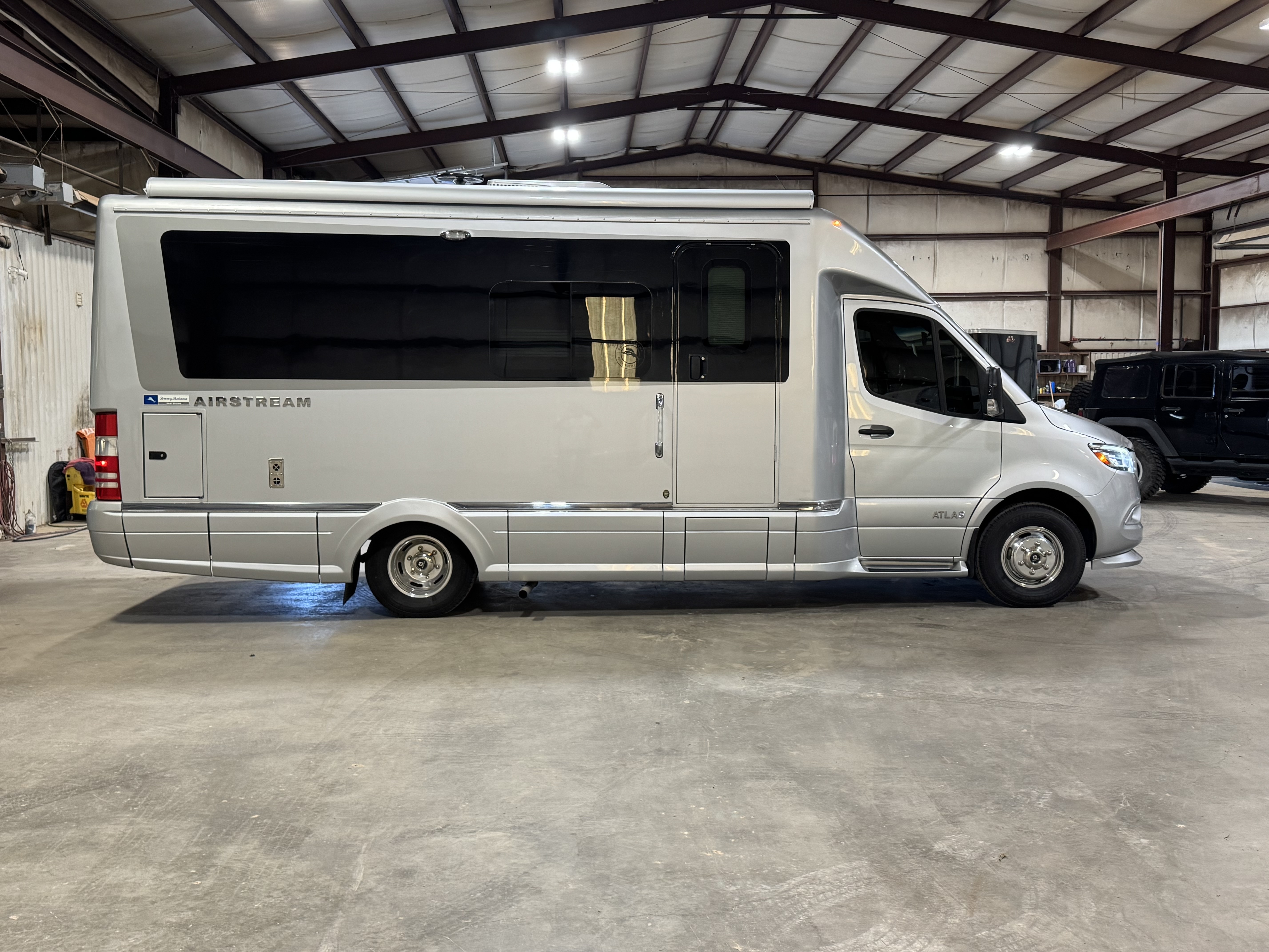 2020 Airstream ATLAS MURPHY SUITE TOMMY BAHAMA EDITION RV