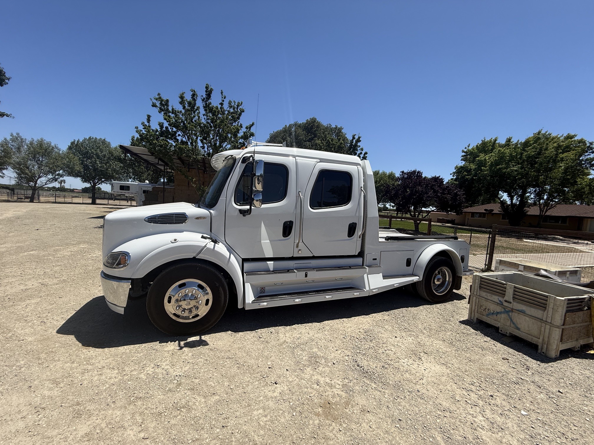 2023 FREIGHTLINER BUSINESS CLASS M2 112 in Brentwood, CA