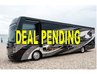 2019 FLEETWOOD DISCOVERY LXE 40G