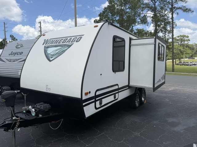 2019 Winnebago Micro Minnie 2108DS in inverness FL