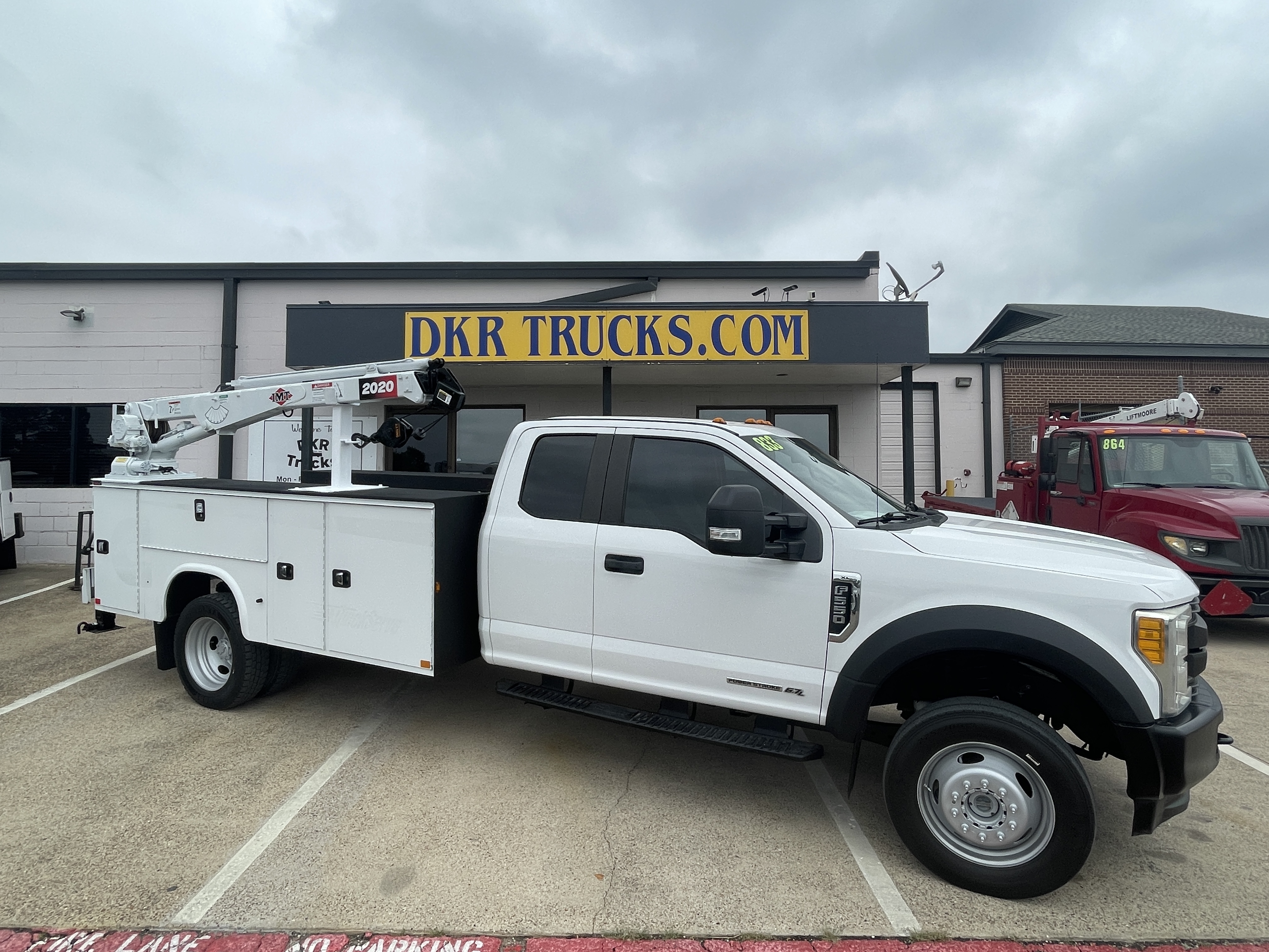 2019 FORD F550 in Arlington, TX