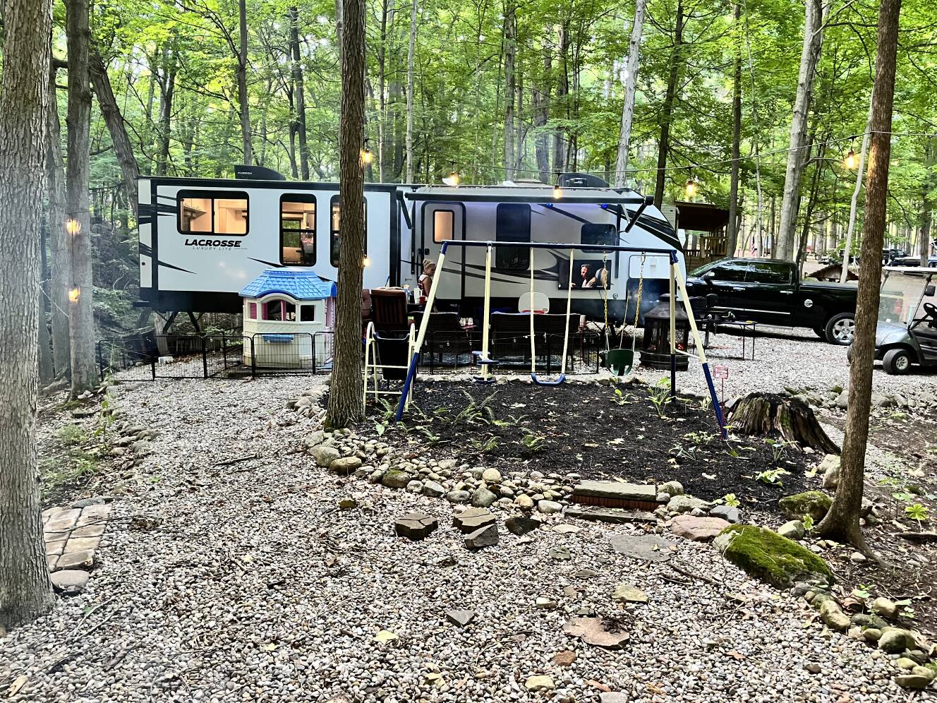 A photo of this 2021 Prime Time LACROSSE LUXURY LITE 3370MB