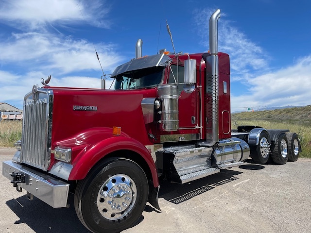 2016 KENWORTH W900L in Salt Lake City, UT