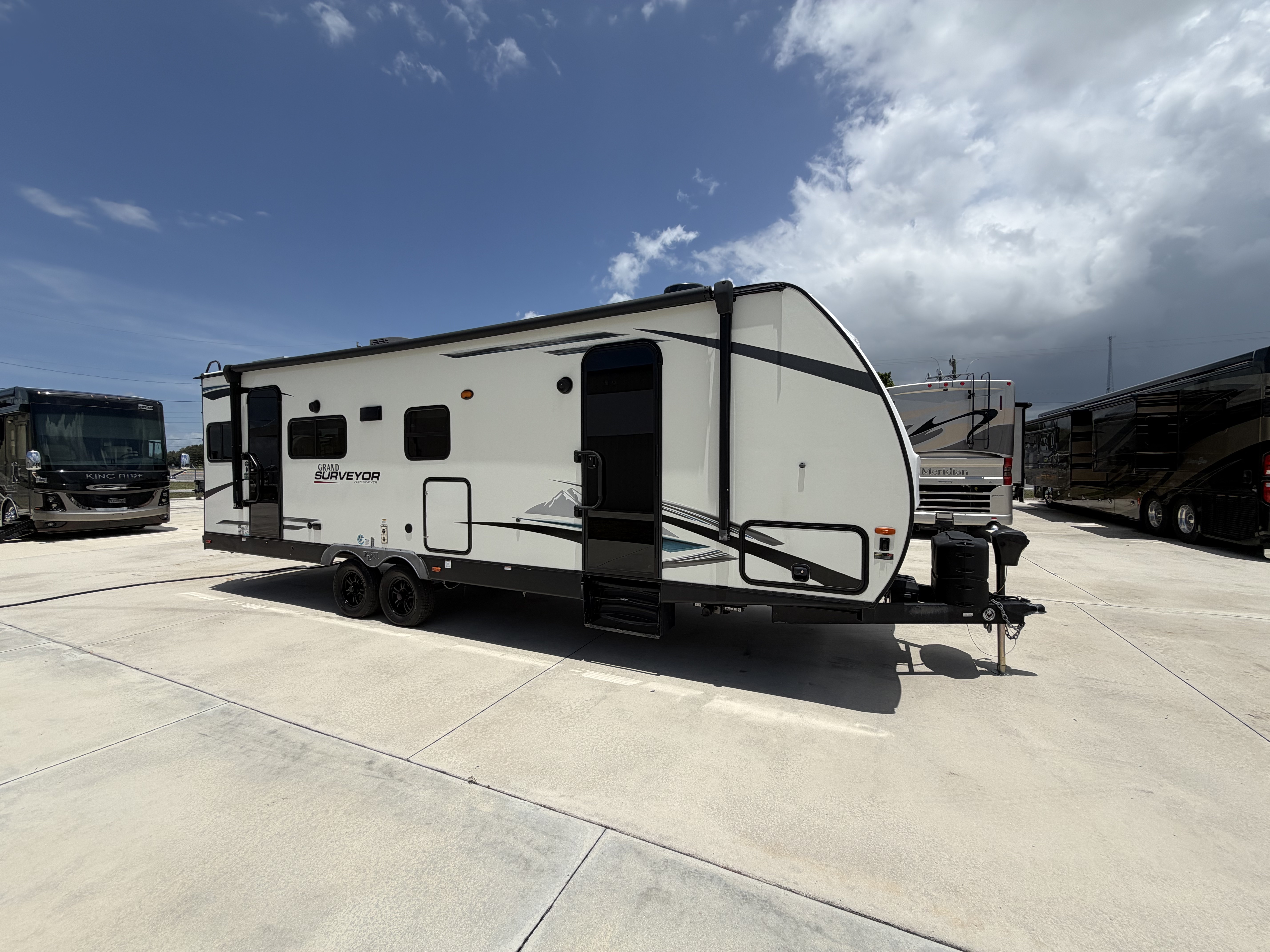 2023 Forest River GRAND SURVEYOR 253RLS RV