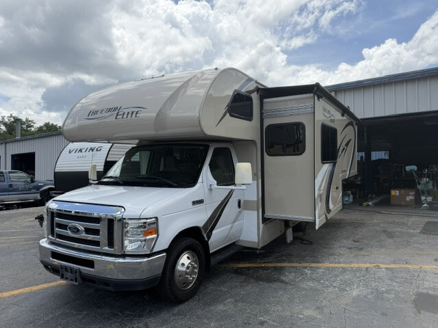 2018 Thor Motor Coach Freedom Elite 24HE in inverness FL