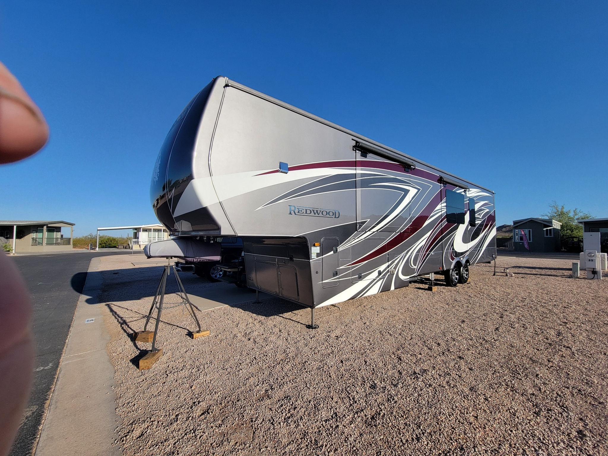 2022 Crossroads REDWOOD 4001LK RV