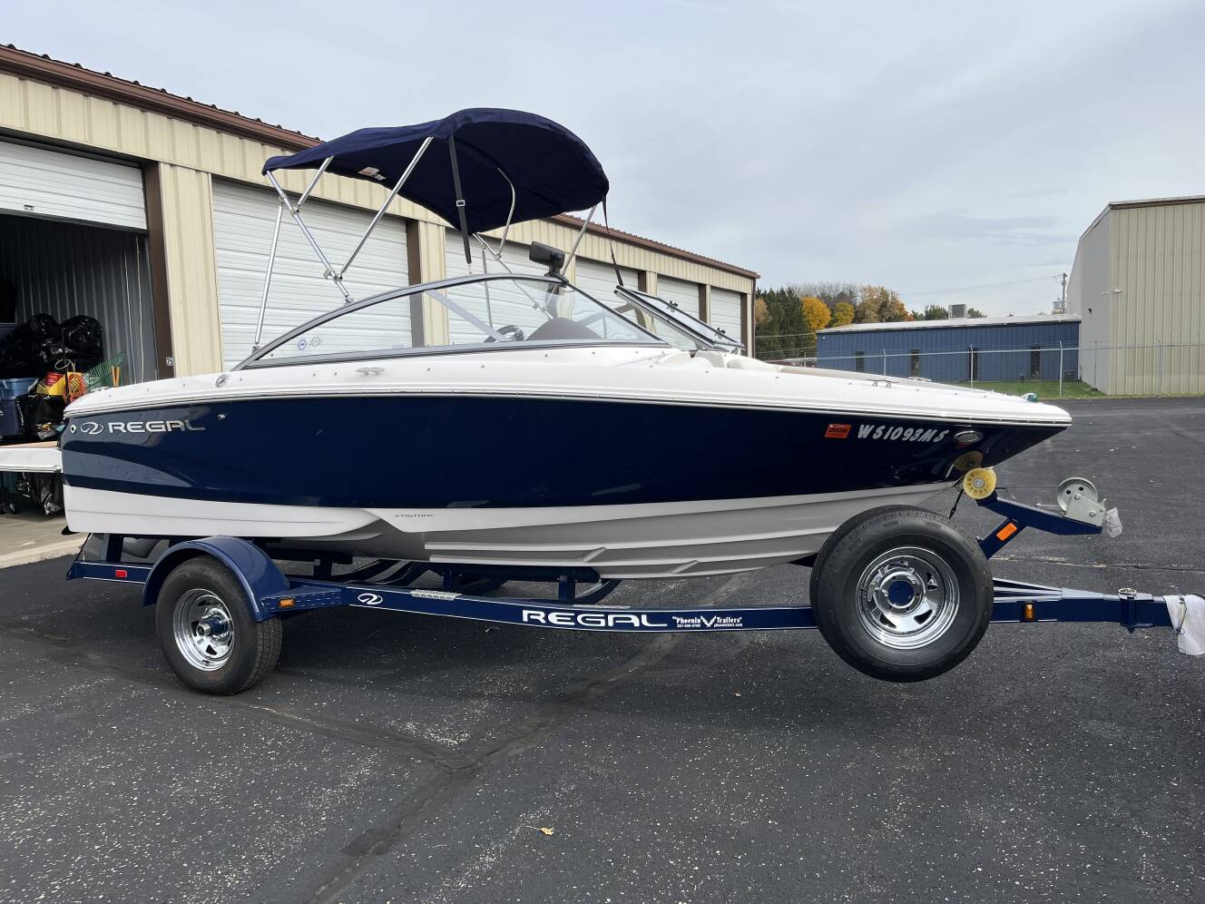 A photo of this 2017 Regal 1900 Es