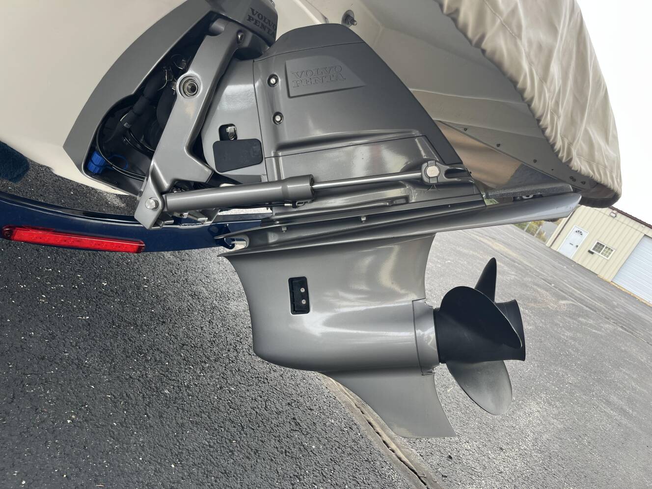 A photo of this 2017 Regal 1900 Es