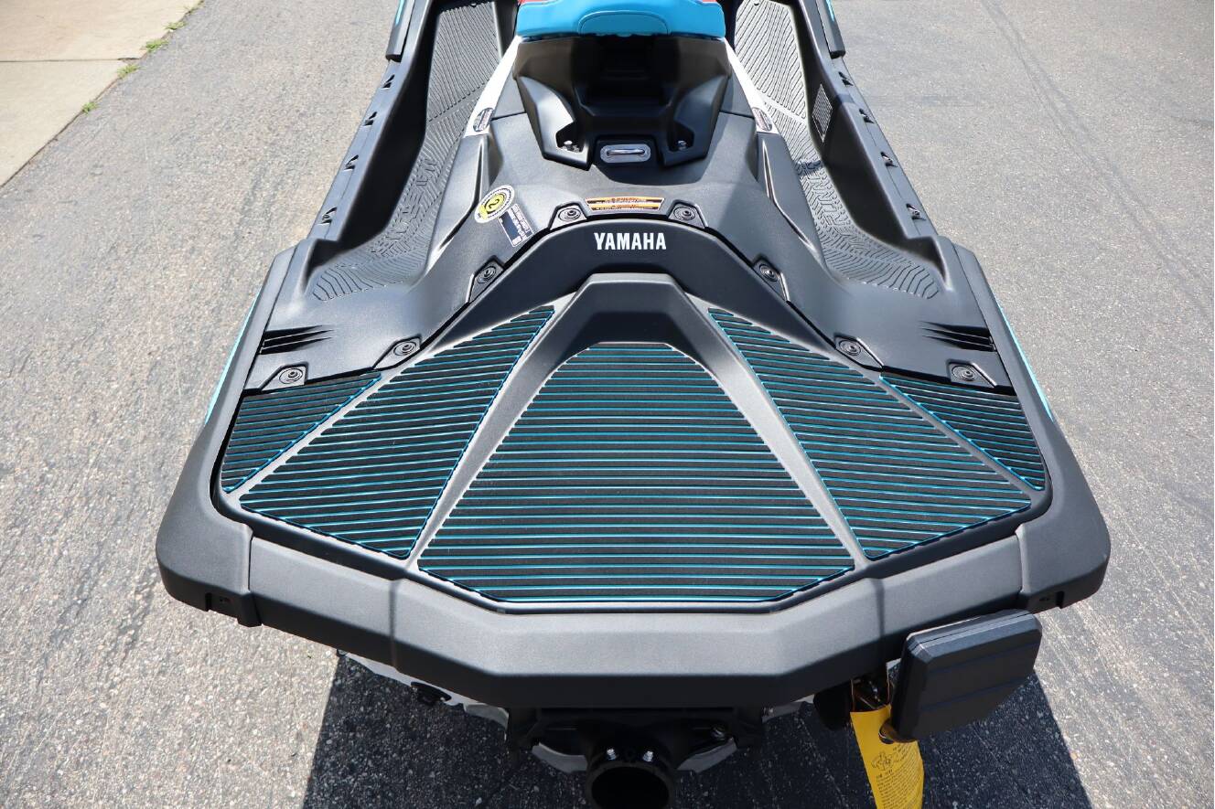 A photo of this 2025 Yamaha JetBlaster DLX 2-Up